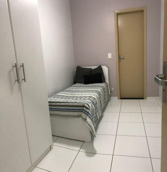 Apartamento Quadra Da Praia - Pitangueiras Guarujá Exteriör bild